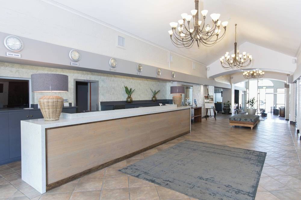 Protea Hotel by Marriott Stellenbosch & Conference Centre 2