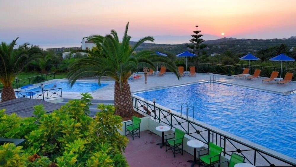 Aloni Suites 1