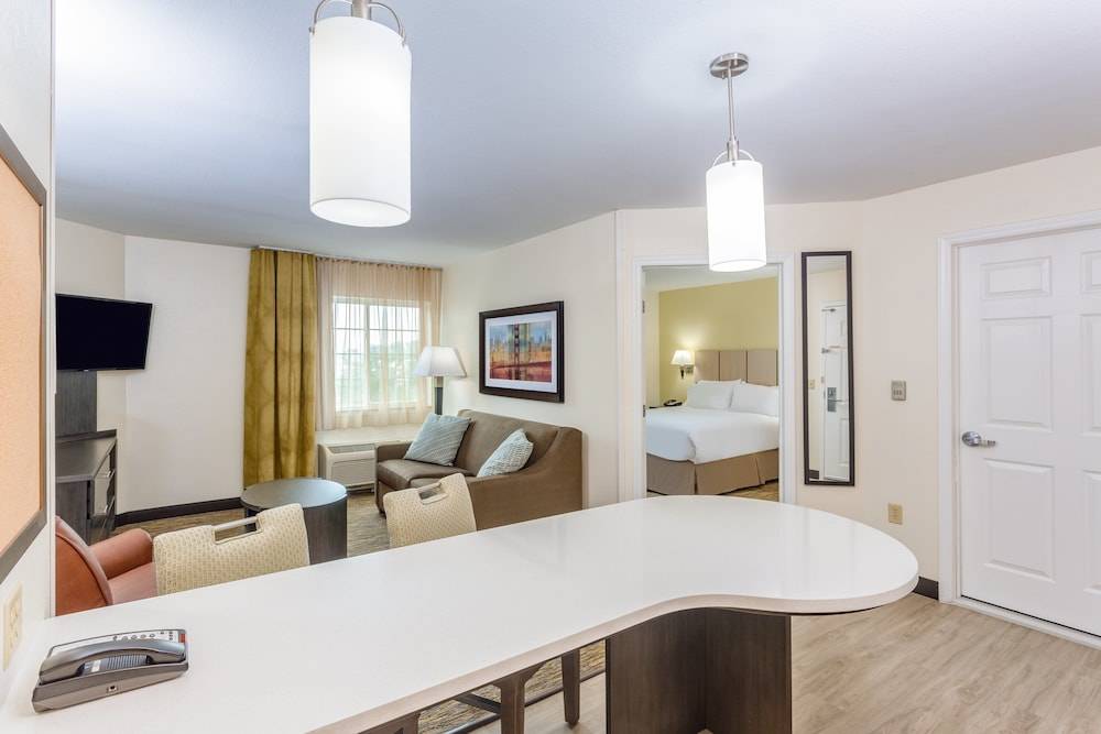 Candlewood Suites SECAUCUS - MEADOWLANDS by IHG 2