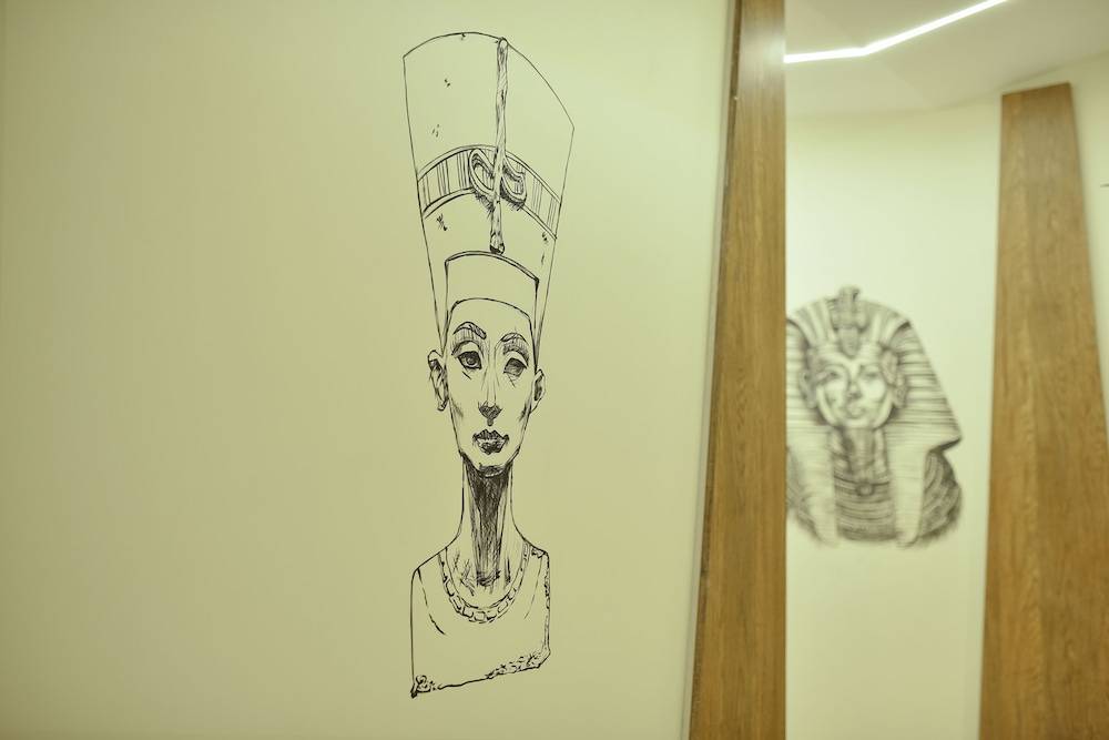 Royal Great Pyramid INN 2