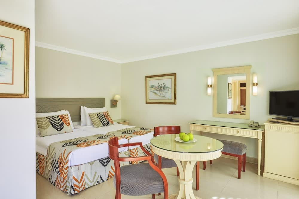 Cairo Pyramids Hotel 2