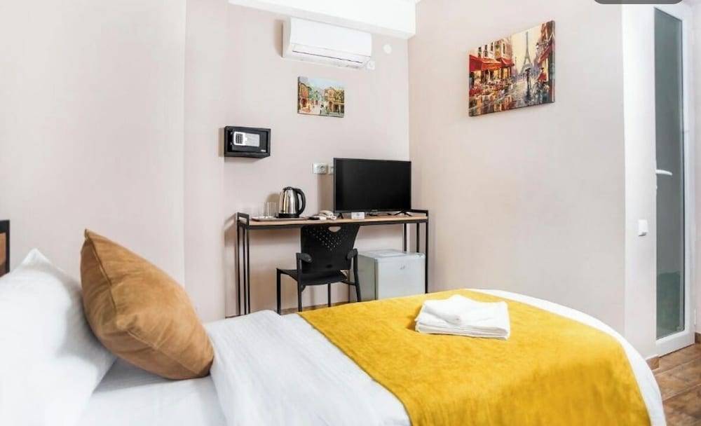 Diuma Hotel 1