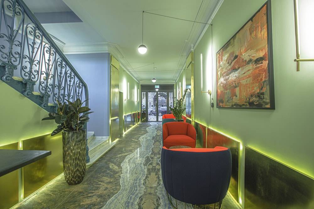 Heritage Hotel and Suites 2