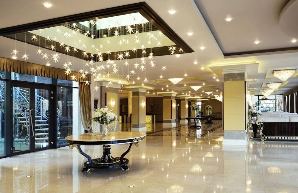 Ambassadori Tbilisi Hotel 2