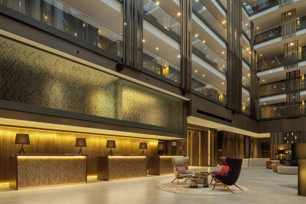 Sheraton Grand Tbilisi Metechi Palace 2