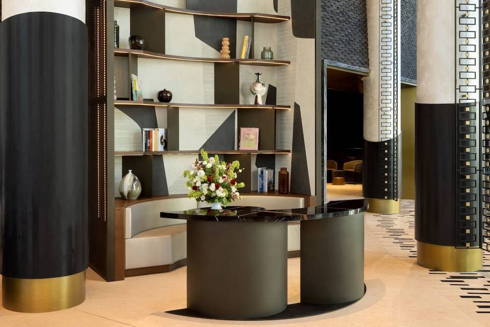 Paragraph Freedom Square, a Luxury Collection Hotel, Tbilisi 2