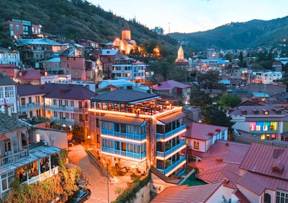 TbiliSee Hotel 1