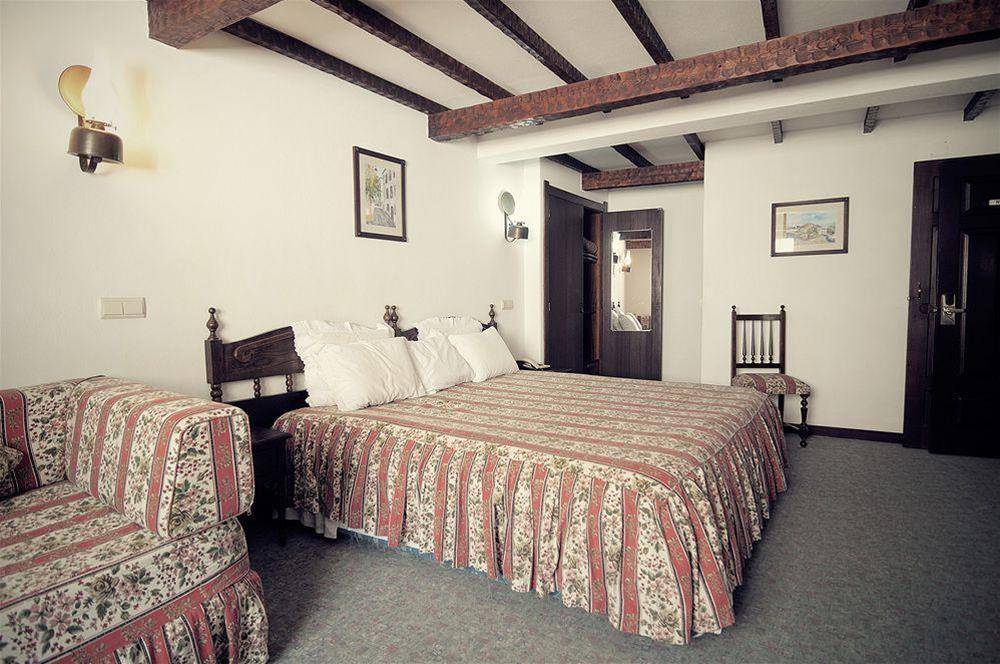 Rainha Santa Isabel - Óbidos History Hotel 1
