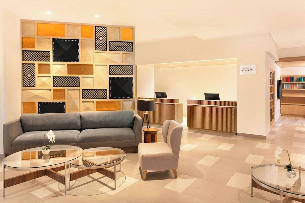 Courtyard by Marriott Puebla Las Animas 2