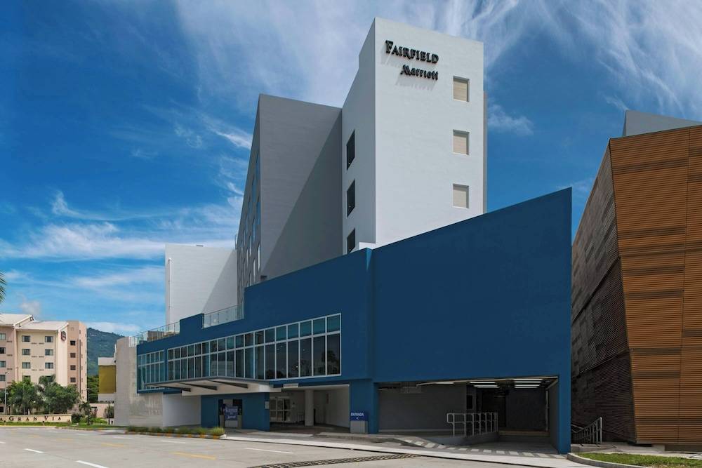 Fairfield by Marriott San Salvador 1