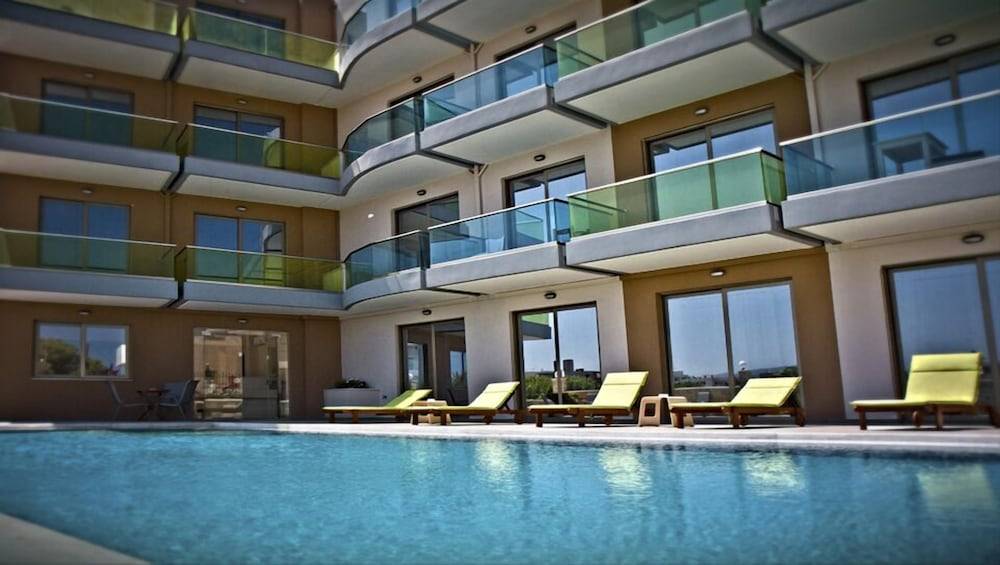 Crystal Bay 1