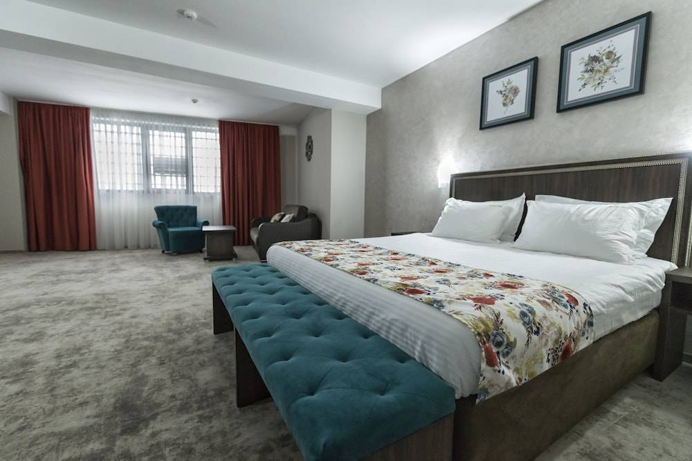 Prestige Boutique Hotel Craiova 1
