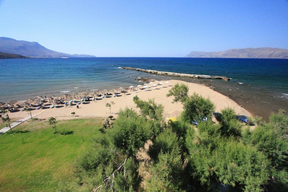 Nautilus Bay Hotel 1