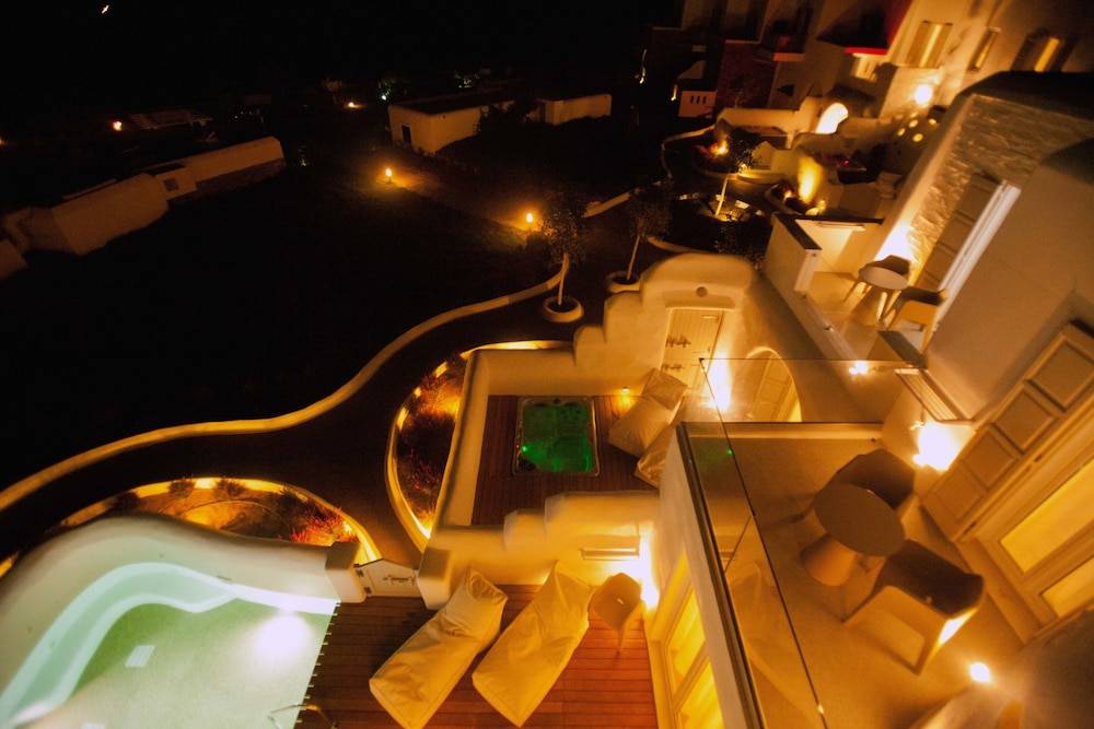 Golden Sun Hotel 1