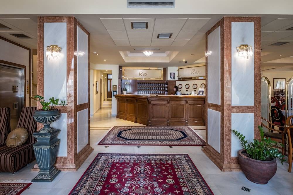 Rex Hotel 2
