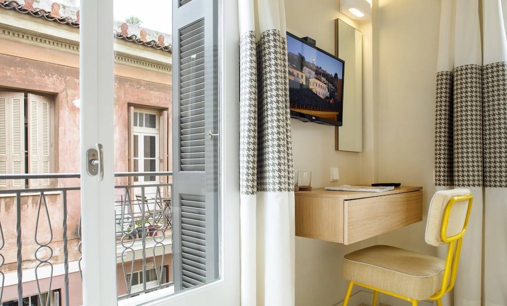 Athena hotel 1