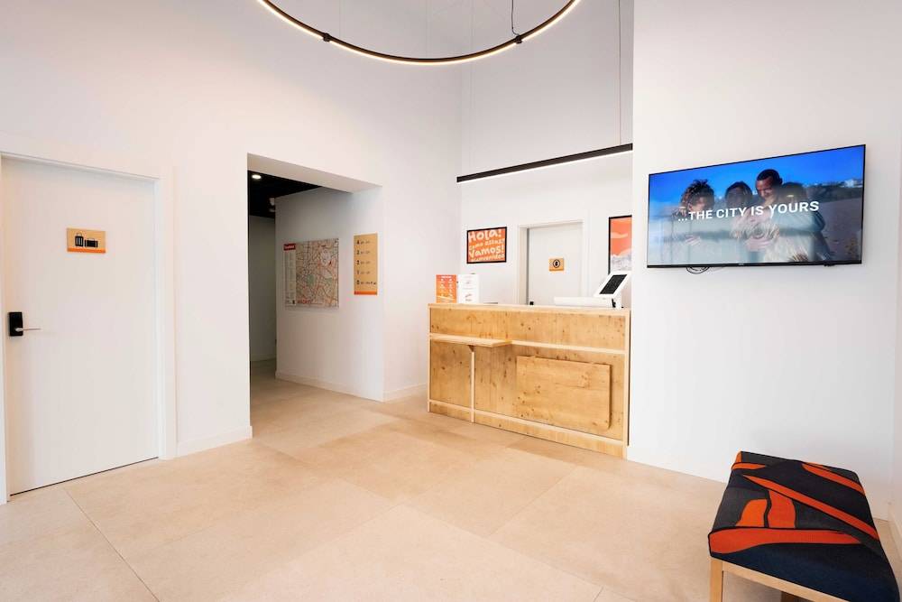 easyHotel Madrid Alcala 2