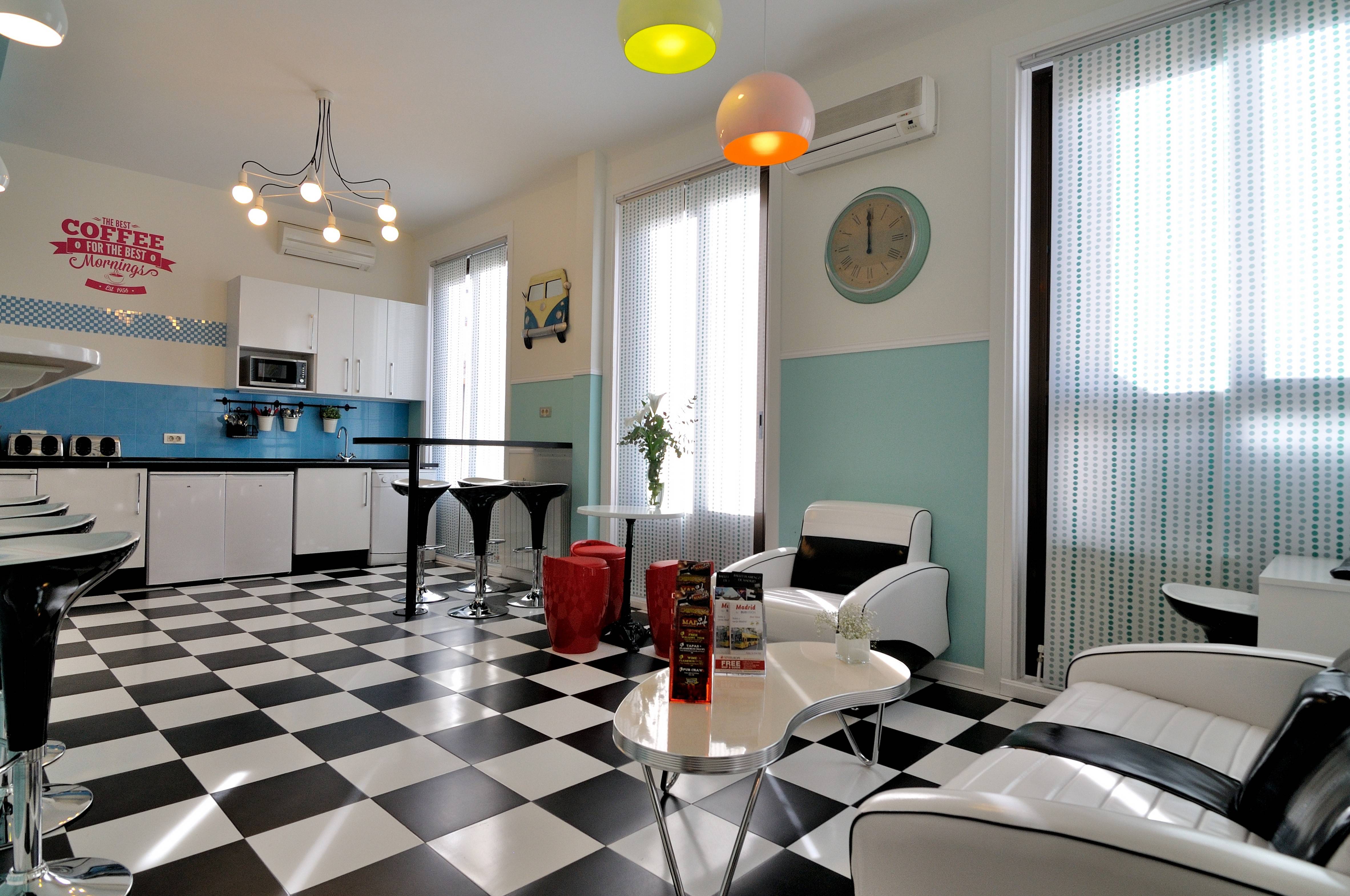 Far Home Plaza Mayor 2