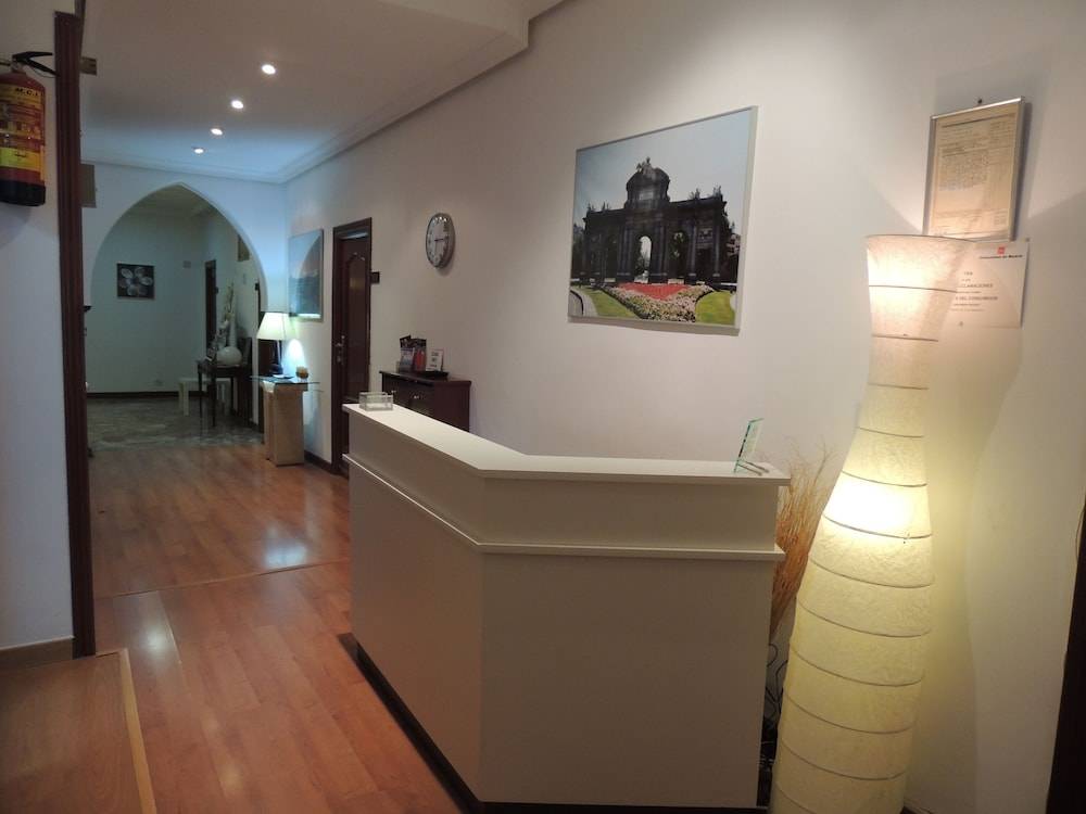 Hostal Cervantes 2