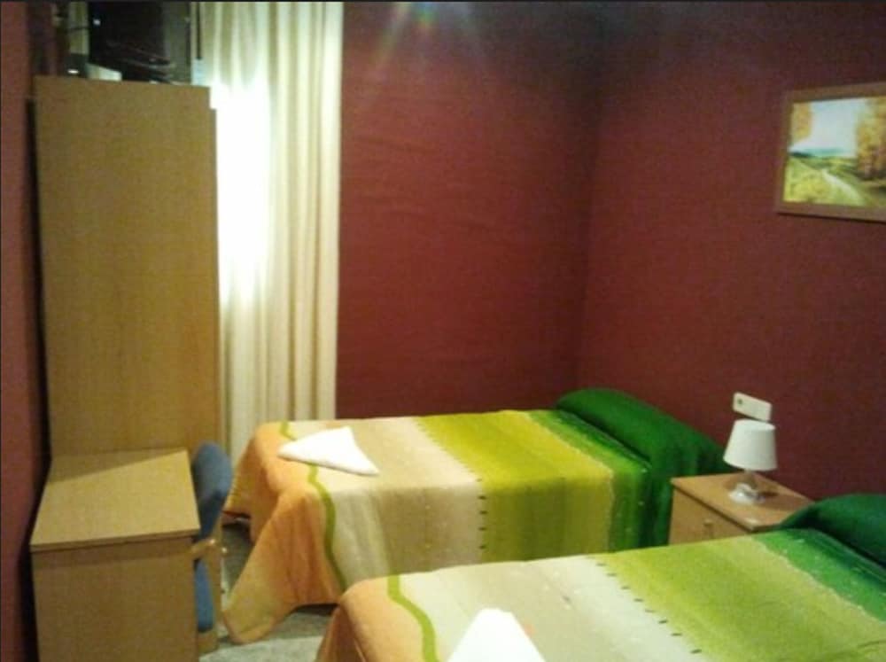 Hostal Emilio Barajas 1