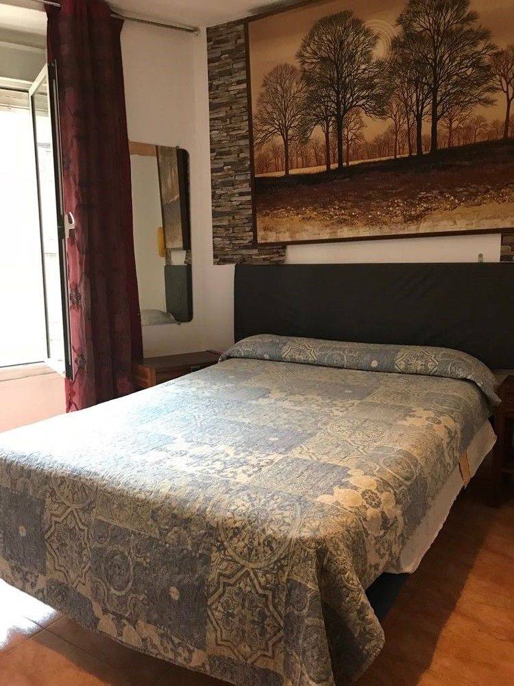 Hostal Becerrea 2