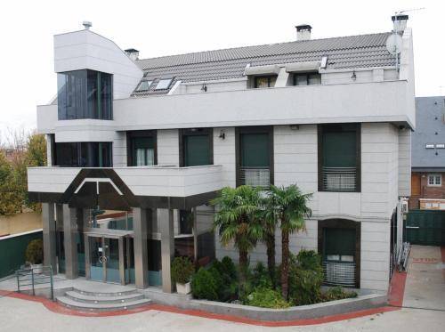 Hostal Los 5 Pinos 1