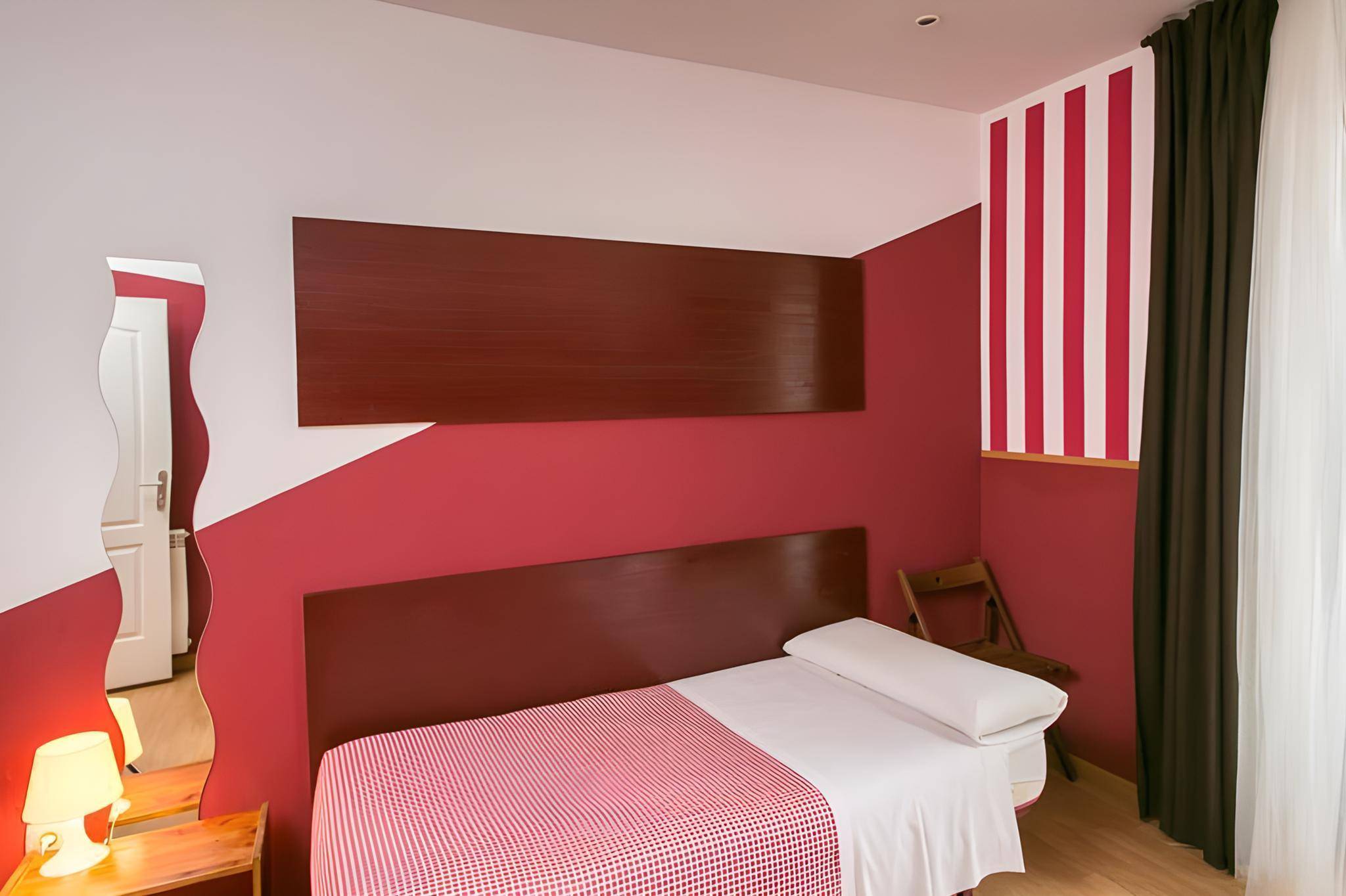 Hostal La Casa de La Plaza 1
