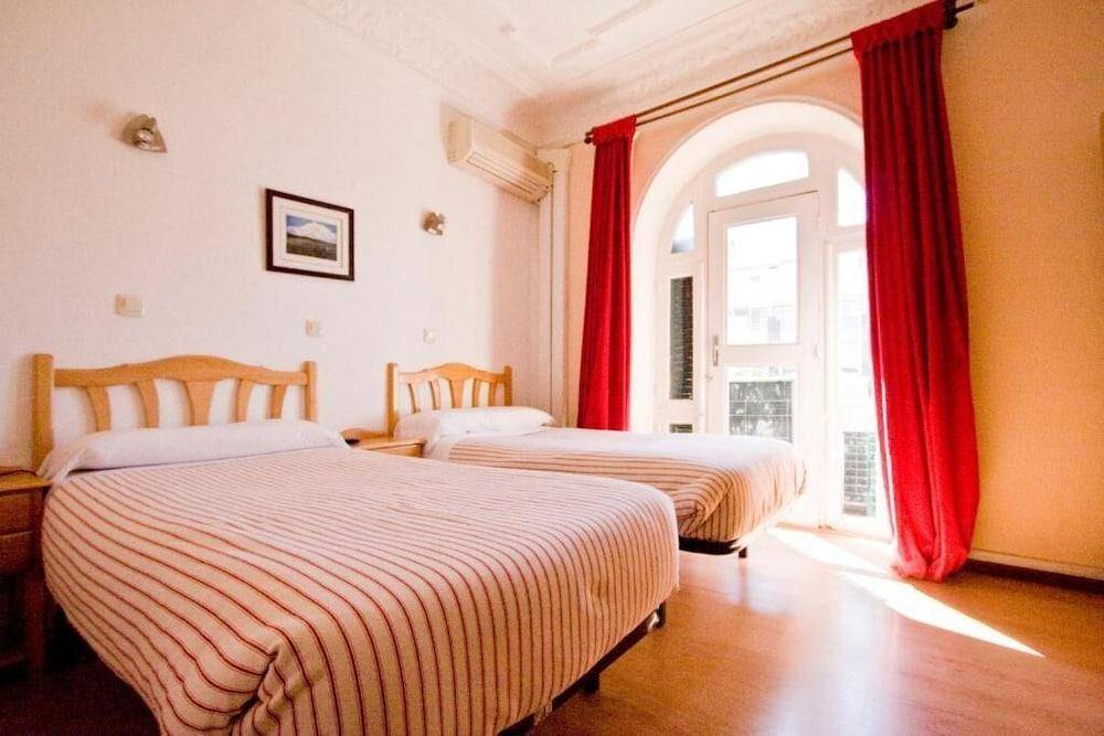 HOSTAL TREVINCA 2