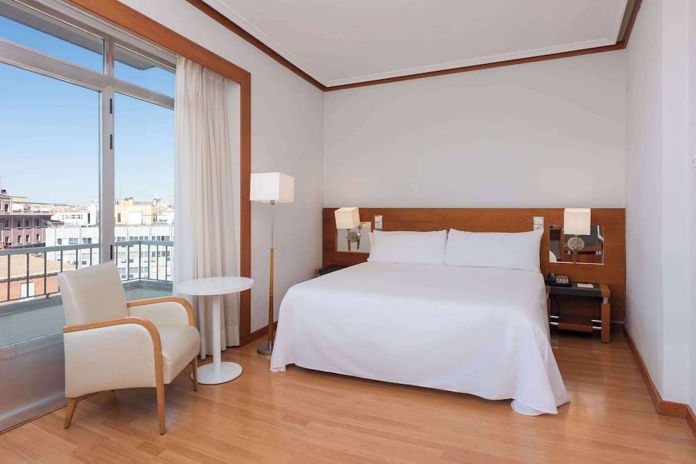 Hotel Madrid Plaza España, Affiliated by Meliá 2