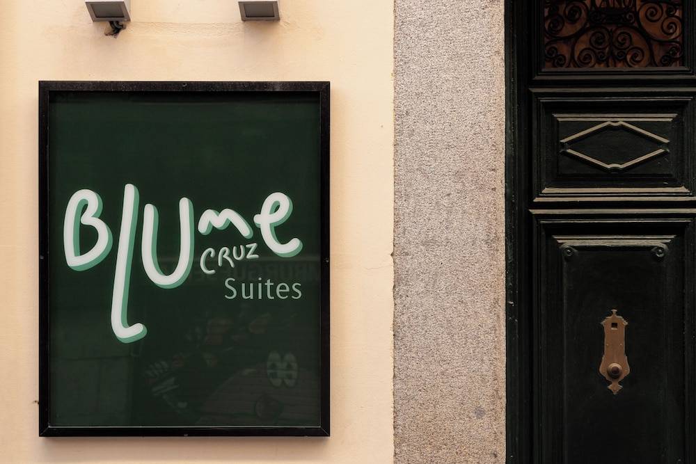 Blume Cruz Suites 1