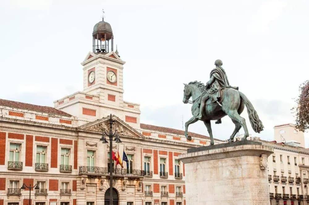 Hostal Atocha Almudena Martín 1