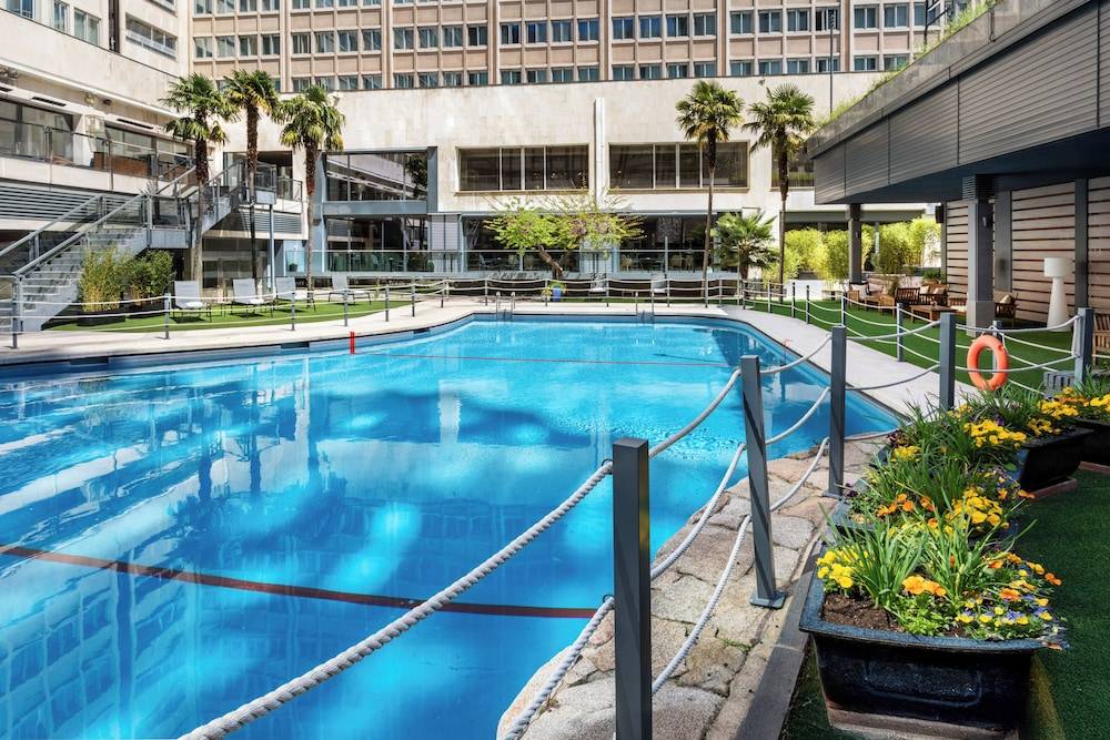 Meliá Castilla 1