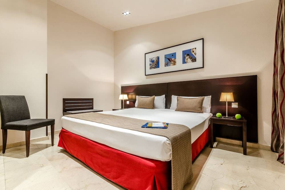 Exe Suites 33 1