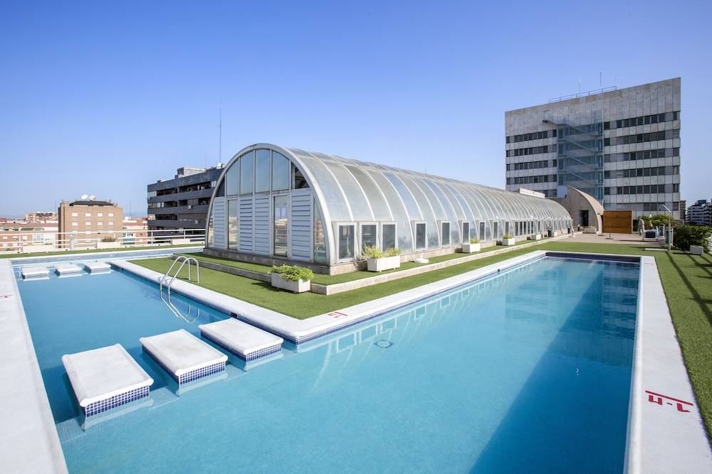 Pierre & Vacances Apartamentos Edificio Eurobuilding 2 1