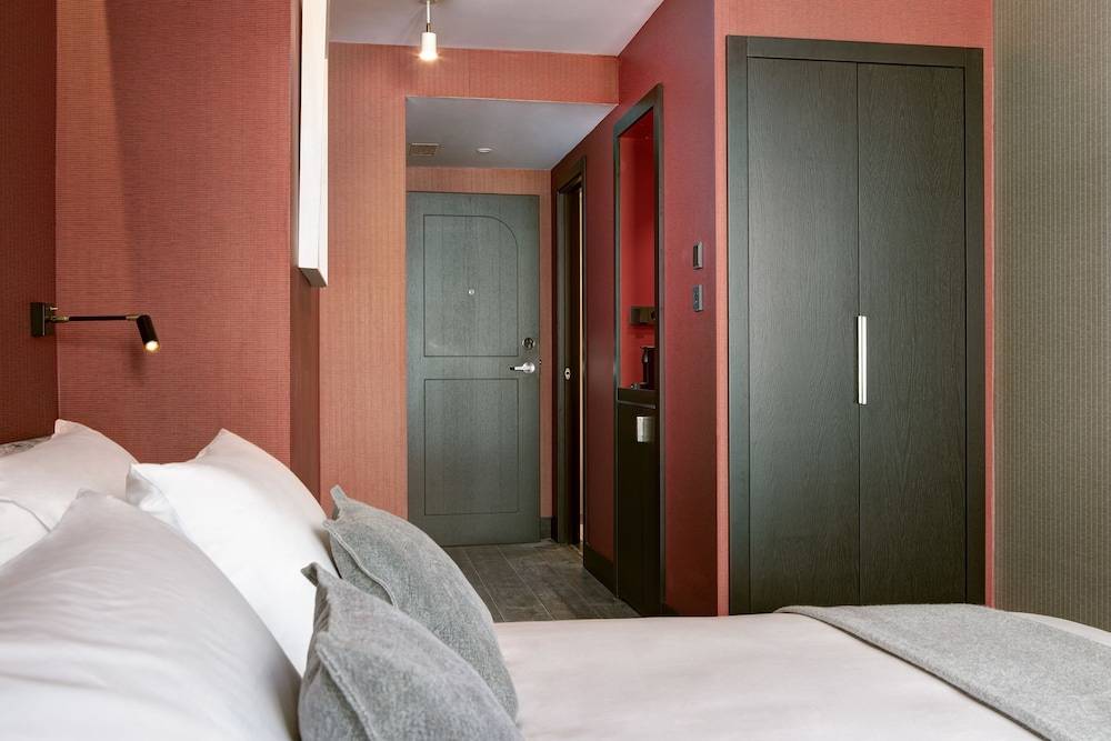 Casa Almagro by The Pavilions Hotels & Resorts 2