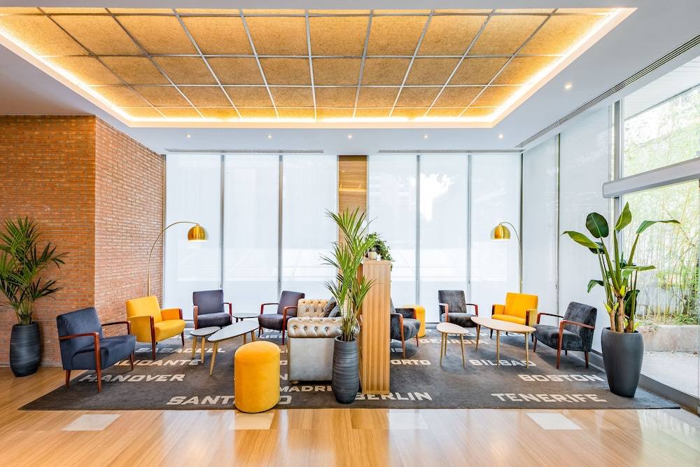 Hotel Madrid Chamartín Affiliated by Meliá 1