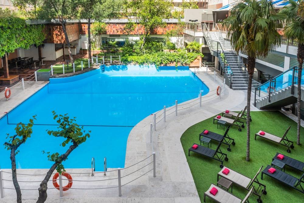 The Level at Melia Castilla 2