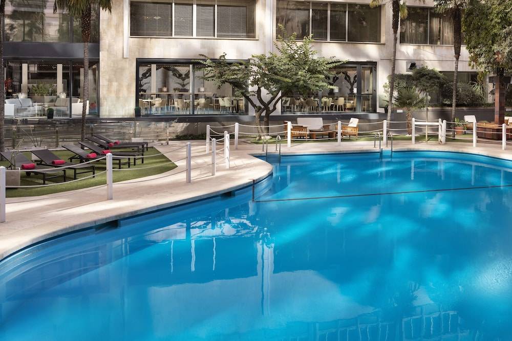 The Level at Melia Castilla 1