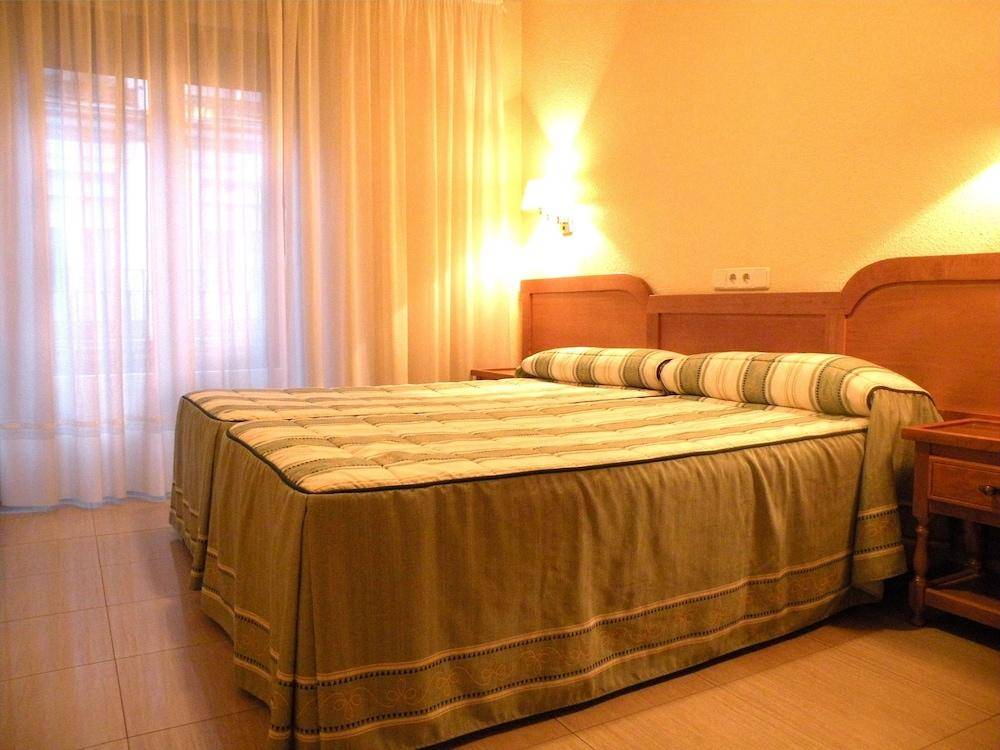 Benamar Boutique 2