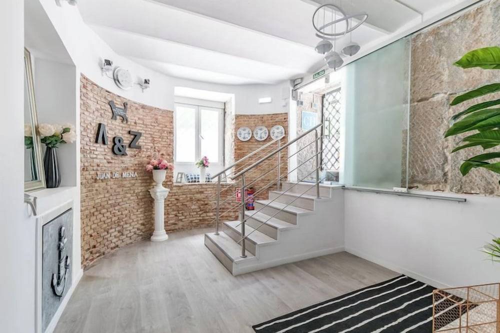 AYZ Juan de Mena - Auto check-in property 1