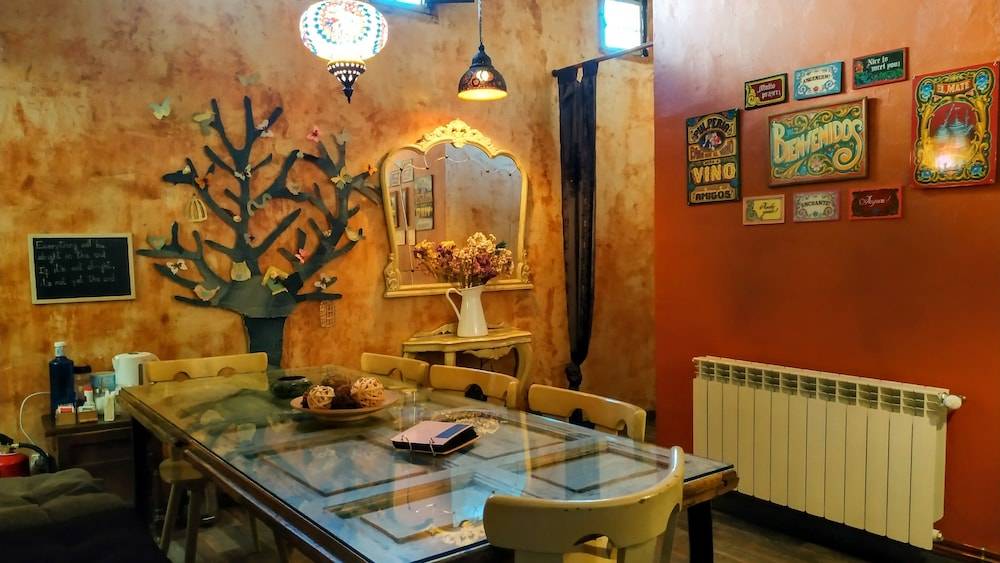 Hostal Artistic B&B 2