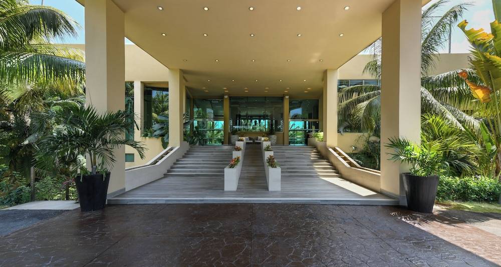 Generations Riviera Maya Oceanfront Family Resort, All & More Inclusive 2