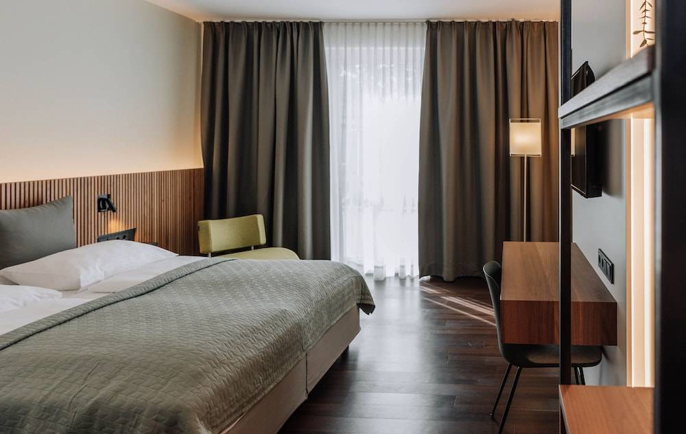 HEINhotel vienna airport 1