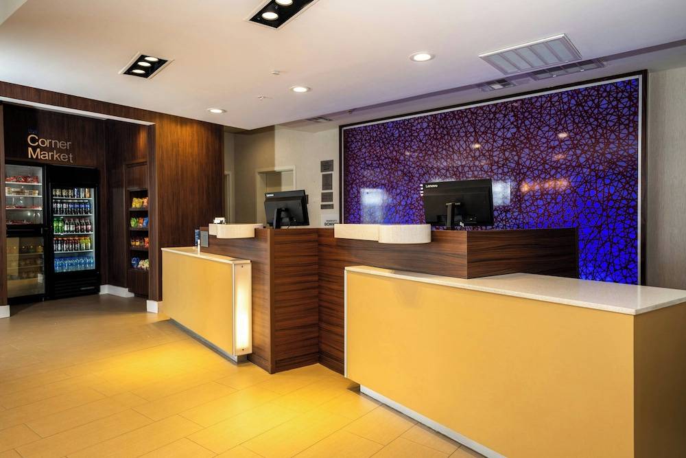Fairfield Inn & Suites by Marriott Huntsville 2
