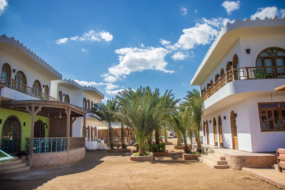 Shams Hotel & Dive Centre 1