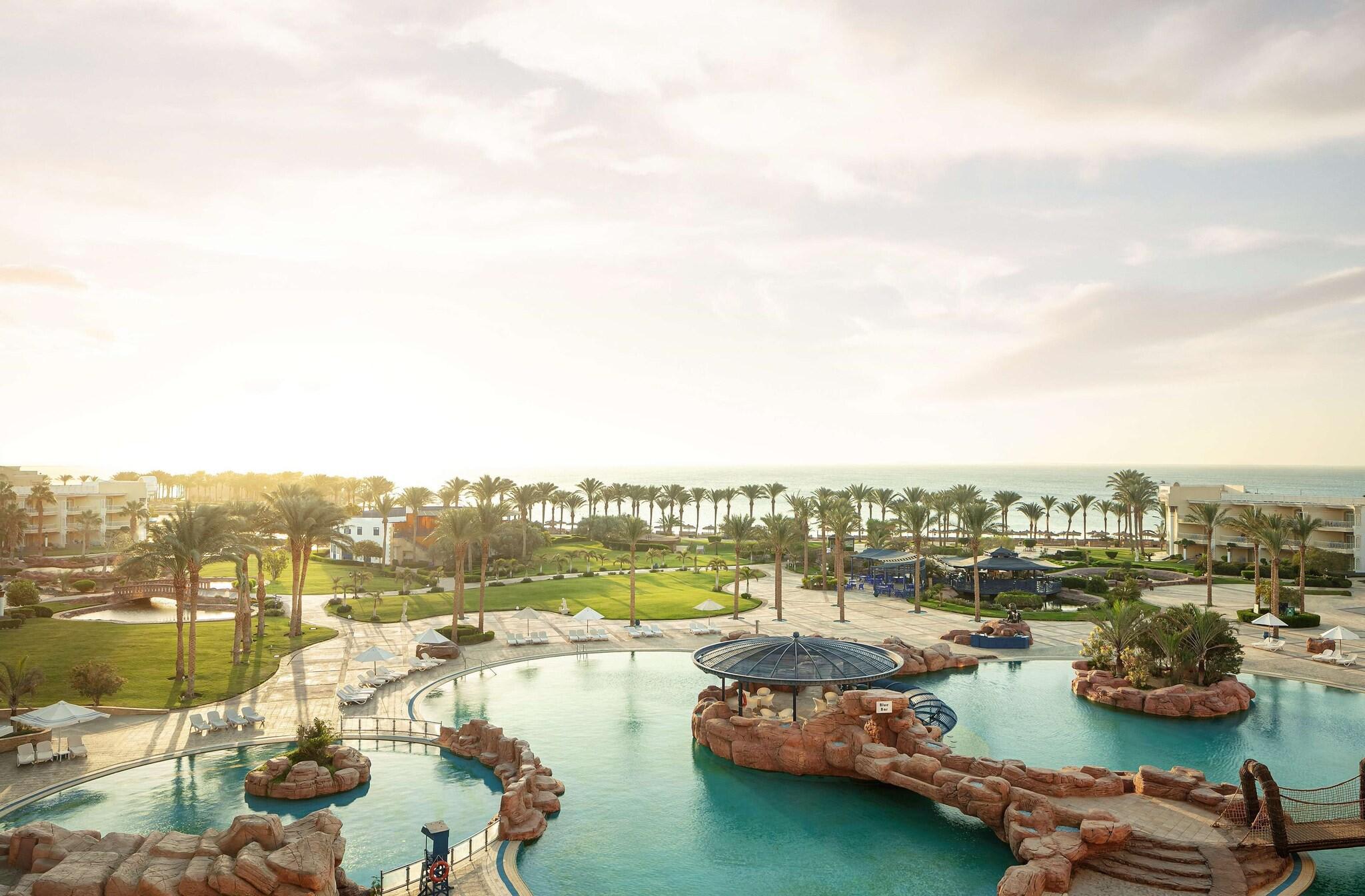 Palm Royale Resort - Soma Bay 1