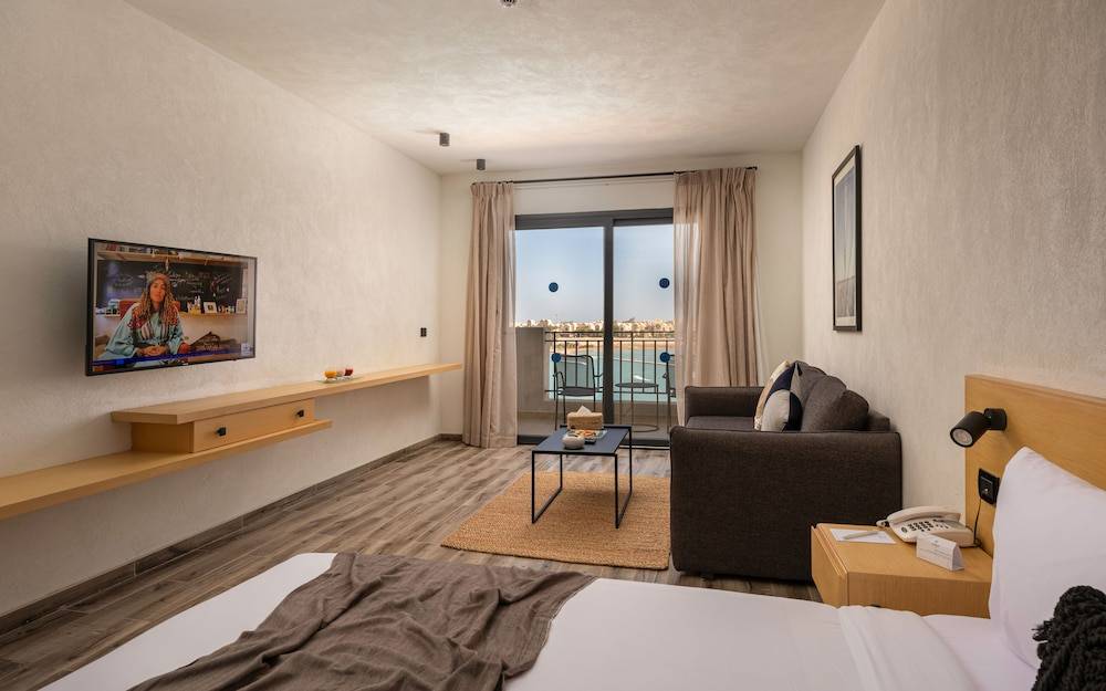 Creek Hotel and Residences El Gouna 2