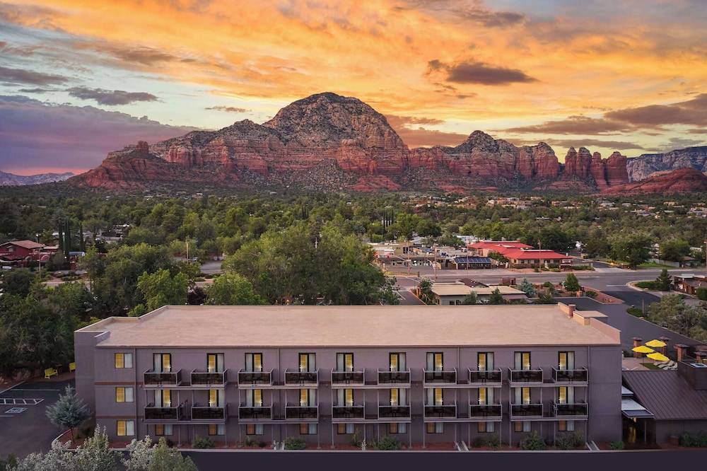 Aiden by Best Western Sedona 1