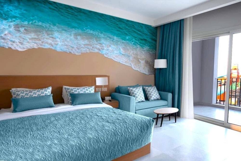 Amwaj Beach Club Abu Soma 2