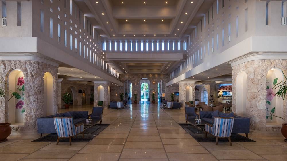 Pickalbatros Citadel Resort Sahl Hasheesh 2